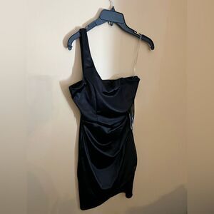 NWT emerald rose one shoulder black dress small